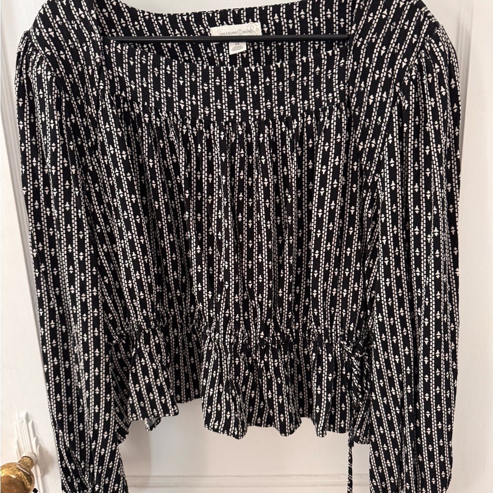 Treasure & Bond Black and White Patterned Long-Sleeve Peplum Top, NEW with tags
